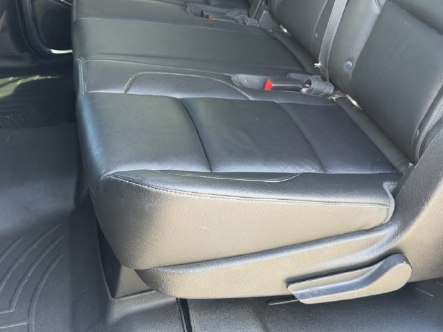 Used 2017 Chevrolet Suburban LT AWD/4WD image 23
