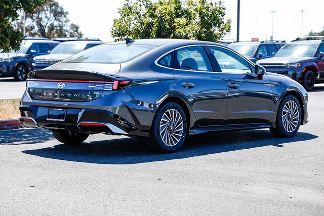 New 2026 Hyundai Sonata Limited FWD image 5