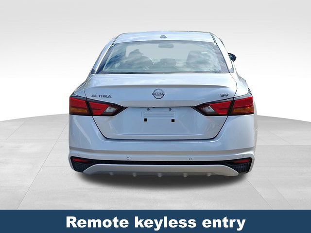 Used 2024 Nissan Altima 2.5 SV image 6