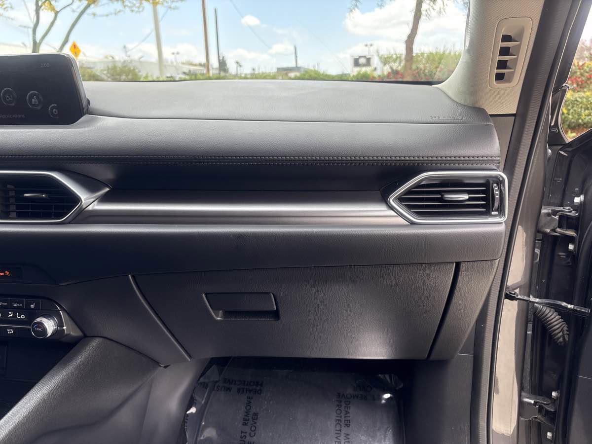 Used 2020 MAZDA CX-5 Touring image 18