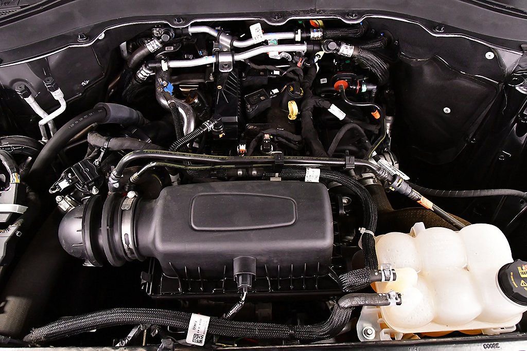 Used 2023 Ford Explorer XLT w/ Equipment Group 202A image 35