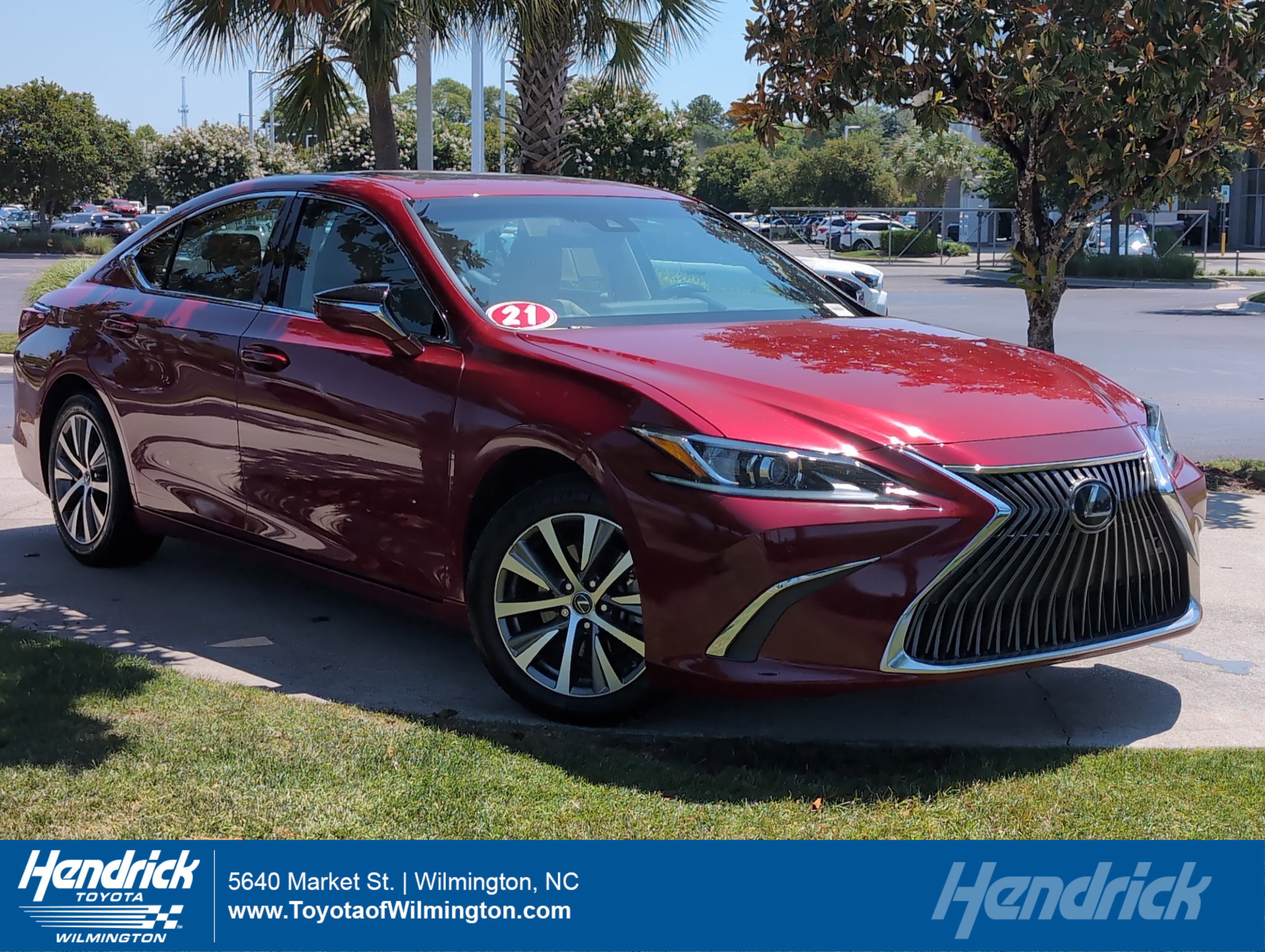 Used 2021 Lexus ES 350 w/ Premium Package FWD image 1