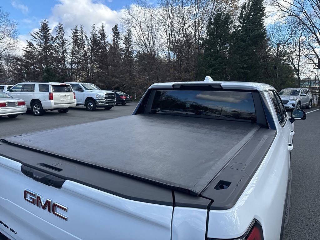 New 2026 GMC Sierra EV Elevation w/ LPO, Elevation Dark Package AWD/4WD image 41