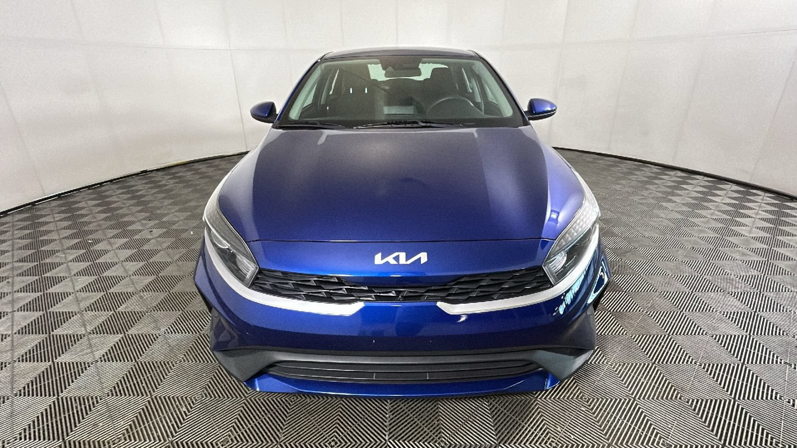 Used 2022 Kia Forte LXS FWD image 8