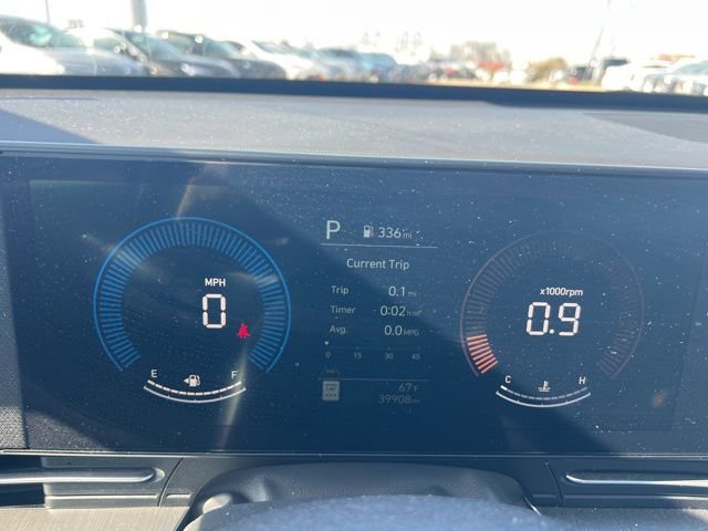 Used 2024 Hyundai Kona SEL image 8