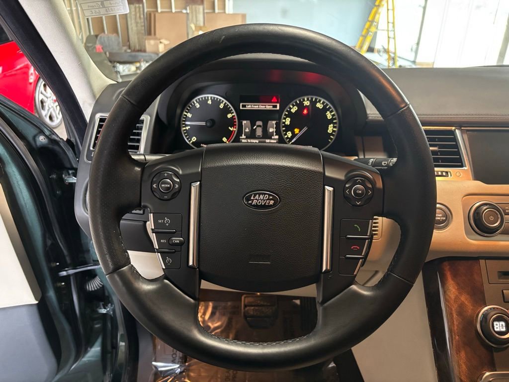 Used 2011 Land Rover Range Rover Sport HSE LUX image 12