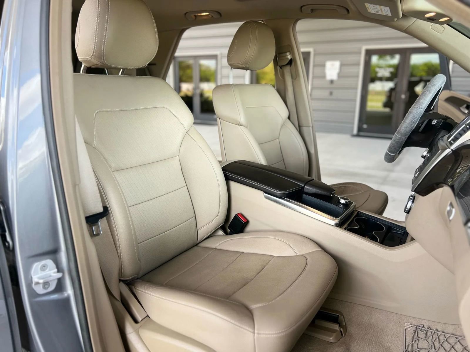 Used 2015 Mercedes-Benz ML 350 2WD w/ Premium 1 Package image 12