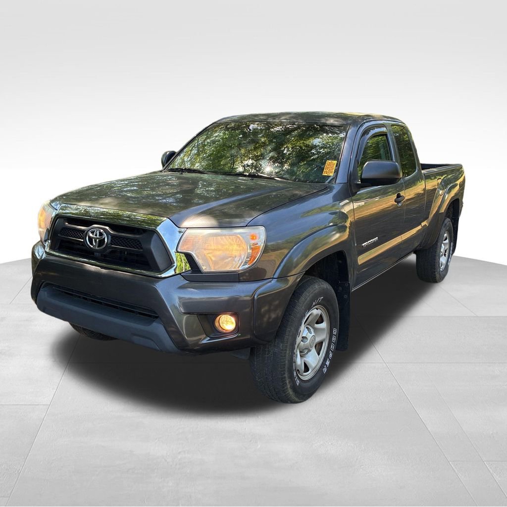Used 2012 Toyota Tacoma PreRunner w/ SR5 Pkg RWD image 2