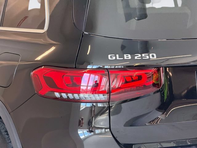Certified 2023 Mercedes-Benz GLB 250 4MATIC image 10