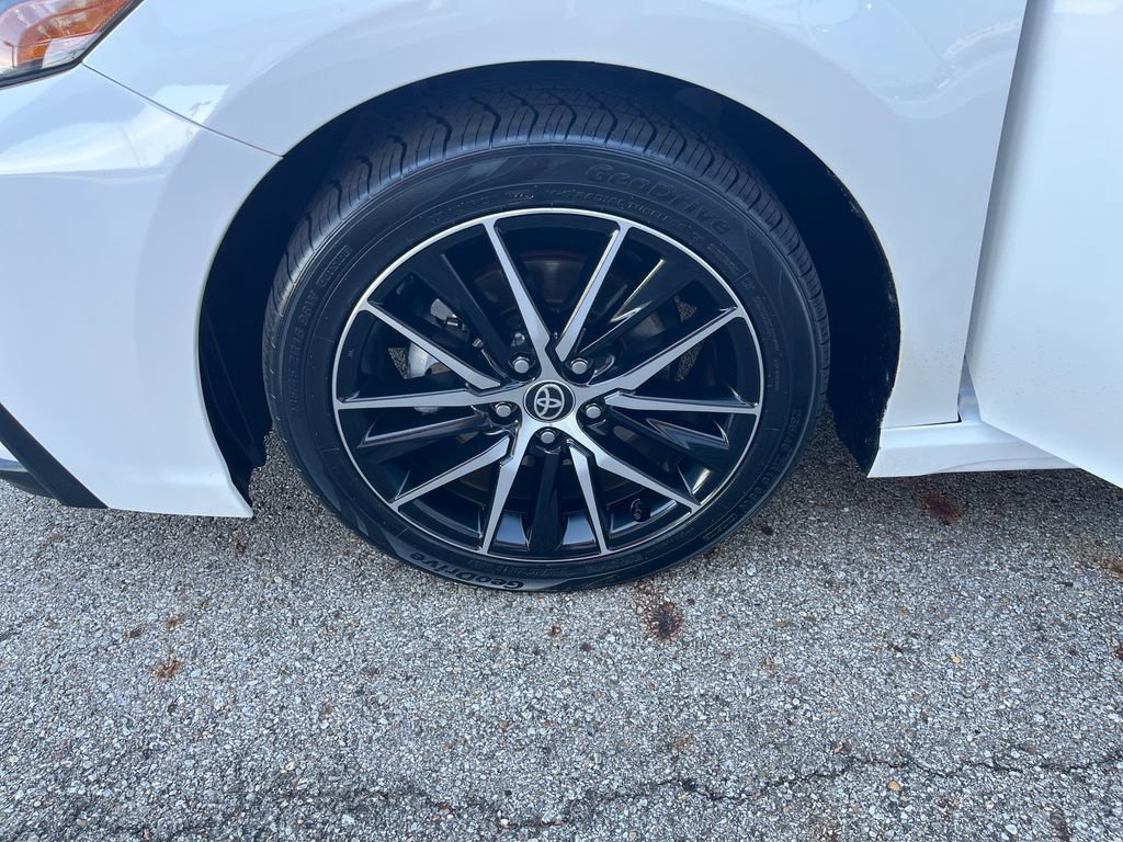 Certified 2024 Toyota Camry SE image 29