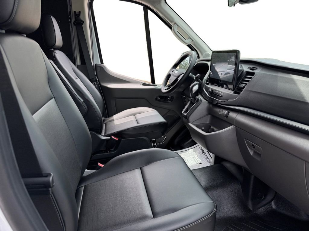 New 2026 Ford Transit 250 148 Medium Roof image 18