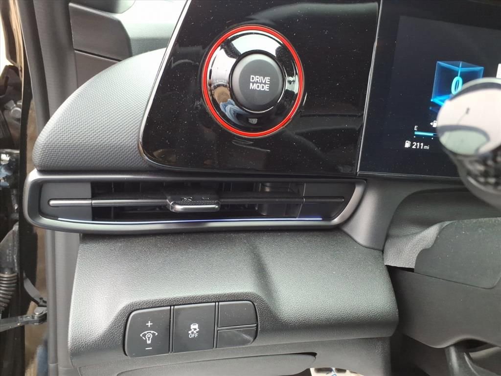 Used 2025 Hyundai Elantra N Line image 18