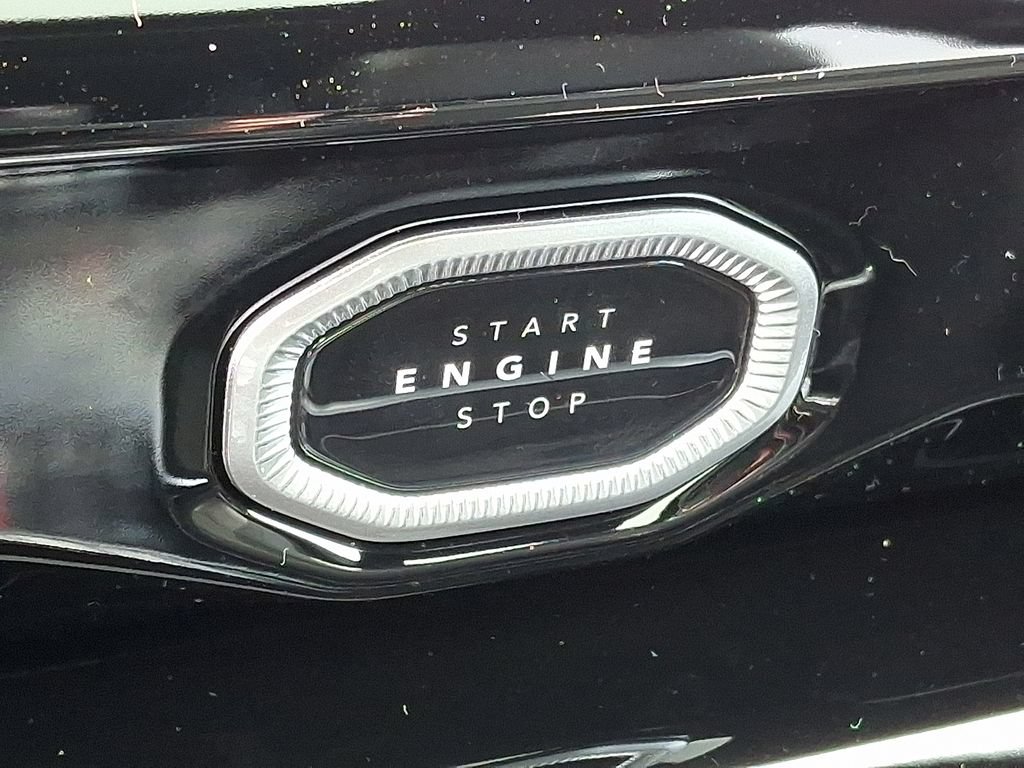 New 2026 Jeep Grand Cherokee Altitude AWD/4WD image 17
