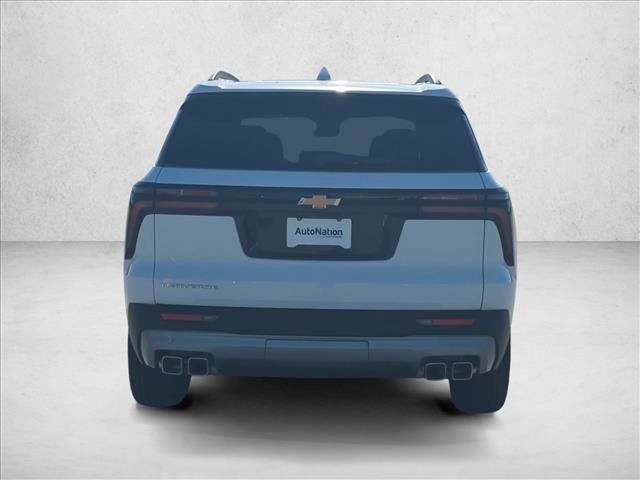 New 2026 Chevrolet Traverse LT w/ Sun and Wheel Package FWD image 8