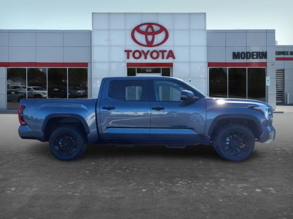 Used 2023 Toyota Tundra SR5 w/ SR5 Convenience Package image 7