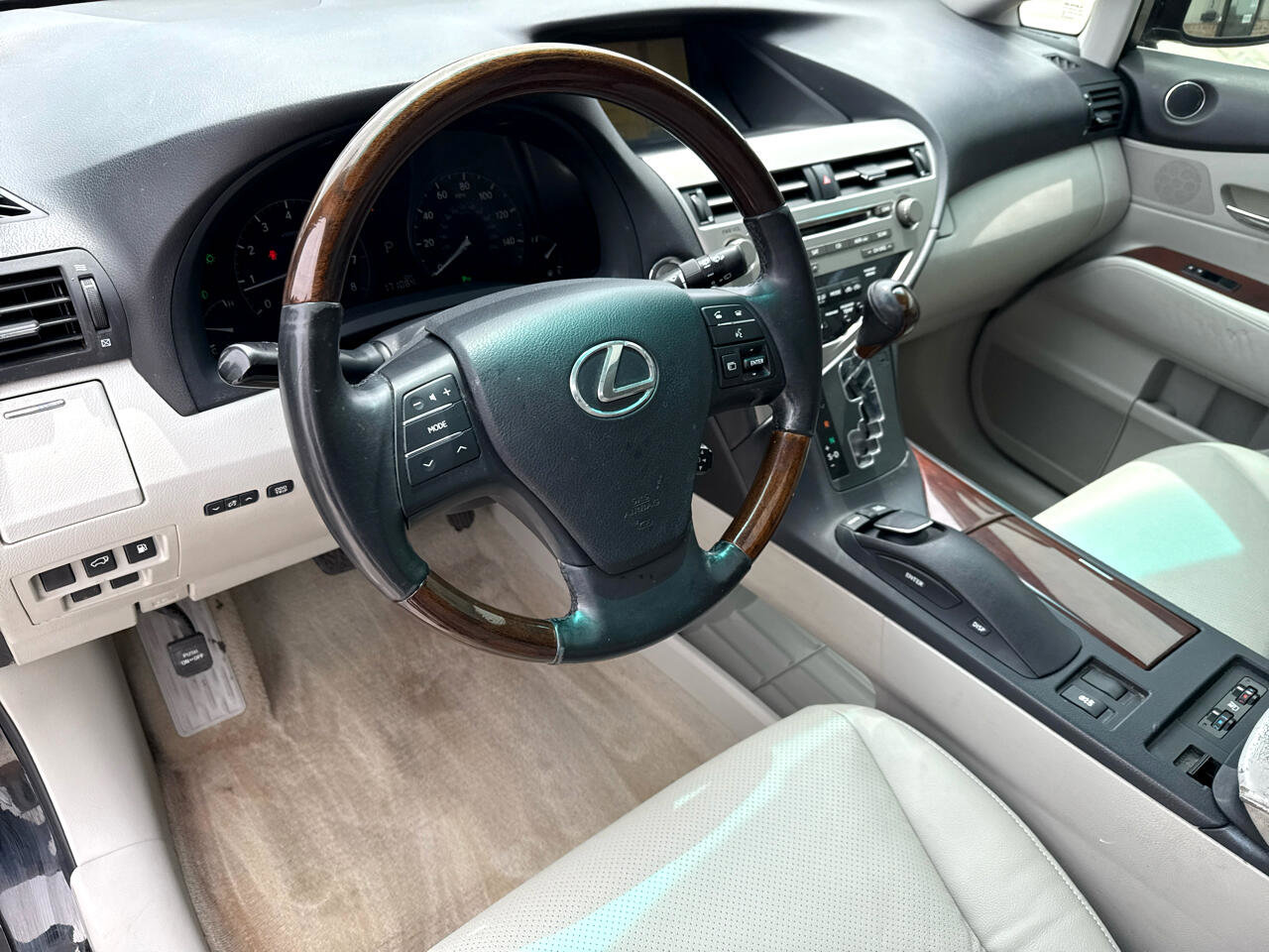 Used 2010 Lexus RX 350 2WD image 24