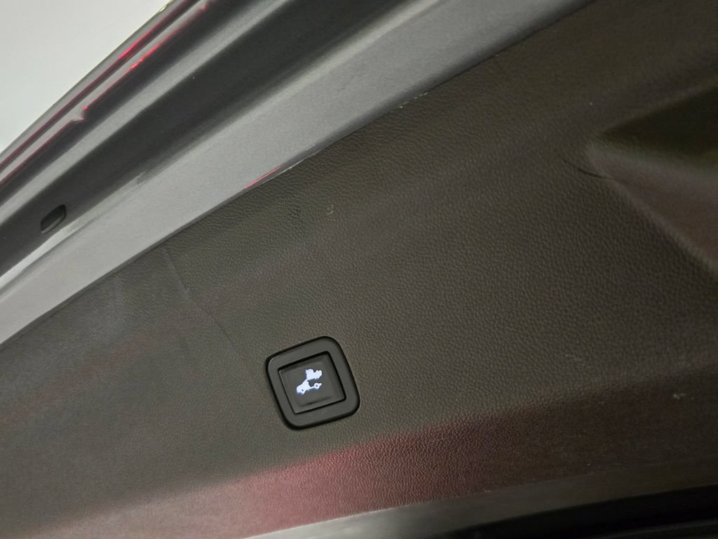 Used 2021 GMC Yukon Denali AWD/4WD image 49