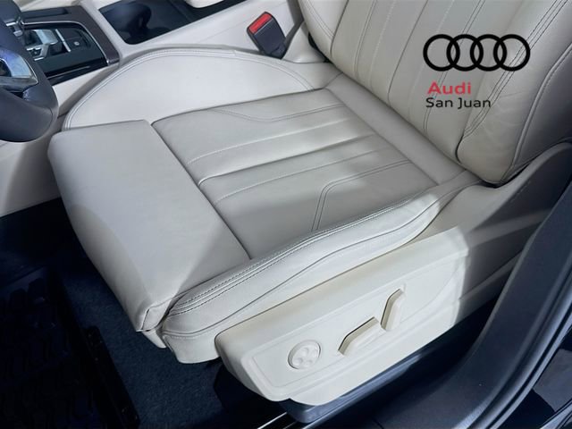 Used 2024 Audi Q5 2.0T Premium w/ Convenience Package image 23