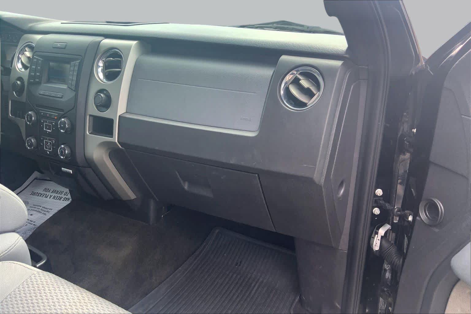 Used 2014 Ford F150 XLT w/ Equipment Group 302A Luxury AWD/4WD image 18