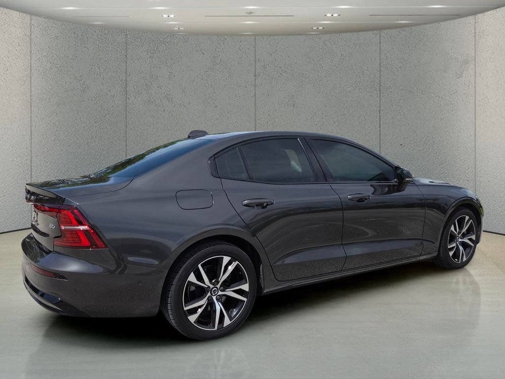 Used 2025 Volvo S60 B5 Plus w/ Protection Package Premier FWD image 4