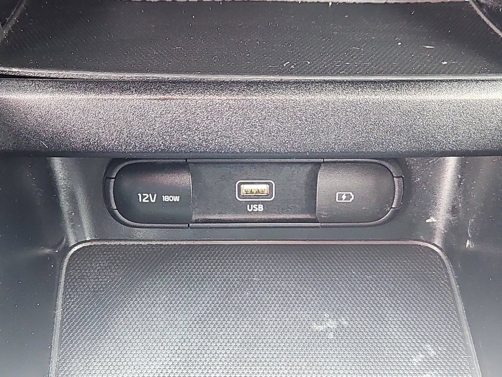 Used 2023 Kia Forte GT-Line w/ GT-Line Technology Package FWD image 16