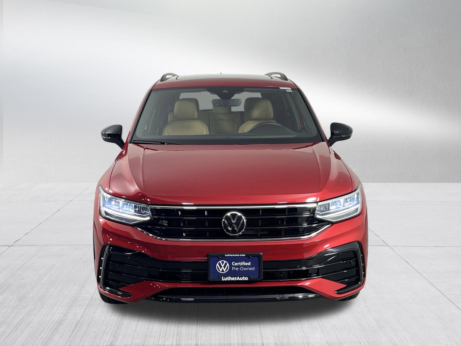 Certified 2024 Volkswagen Tiguan SE R-Line video 2