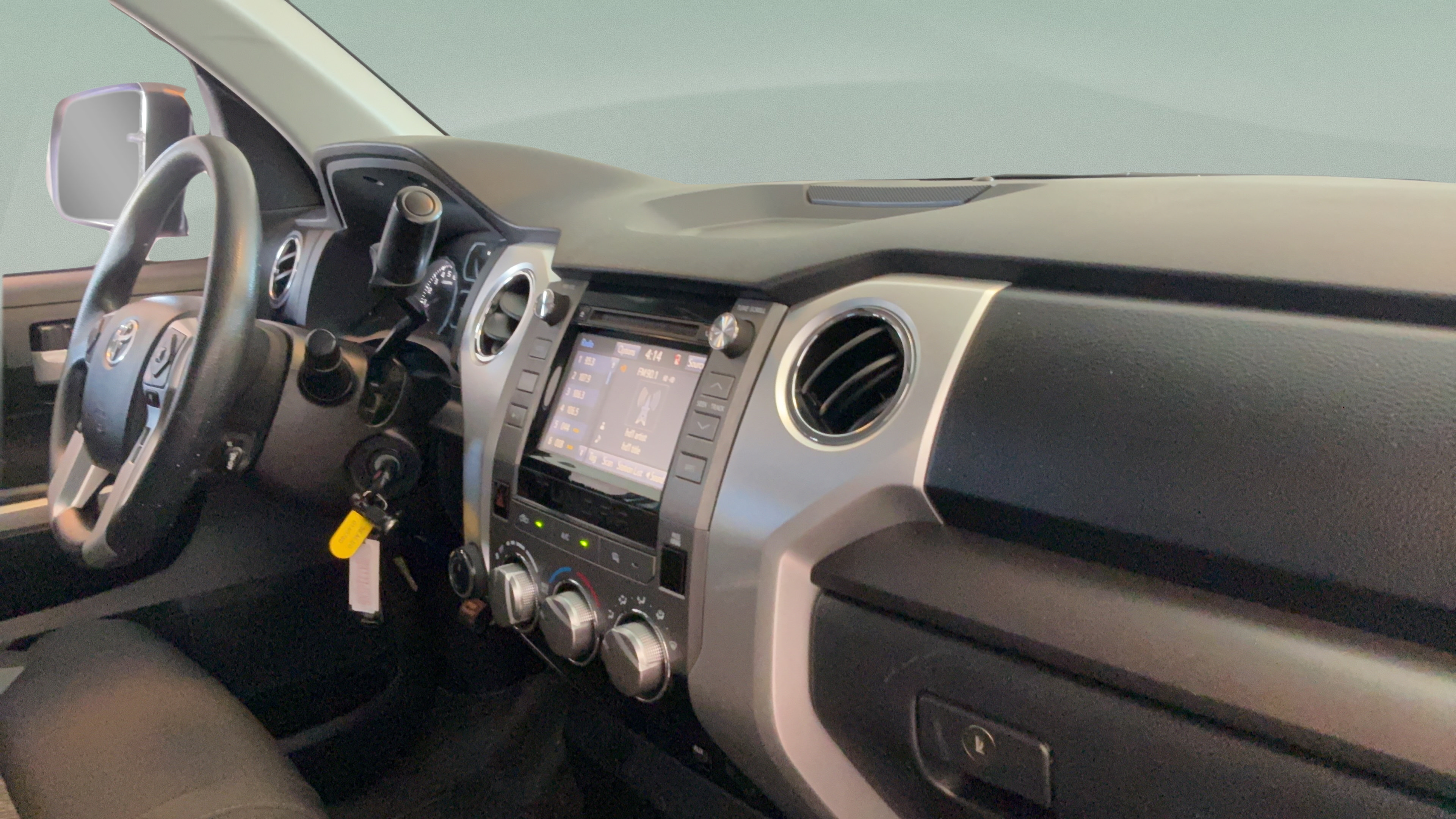 Used 2019 Toyota Tundra SR5 AWD/4WD image 37