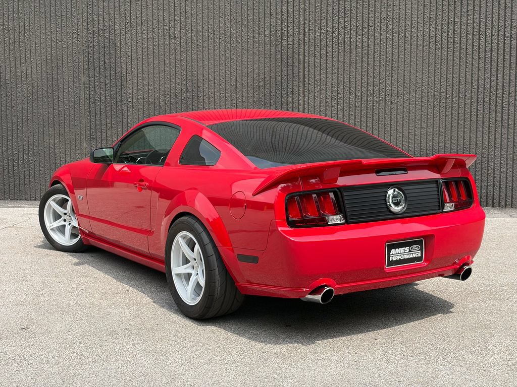 Used 2006 Ford Mustang GT RWD image 5