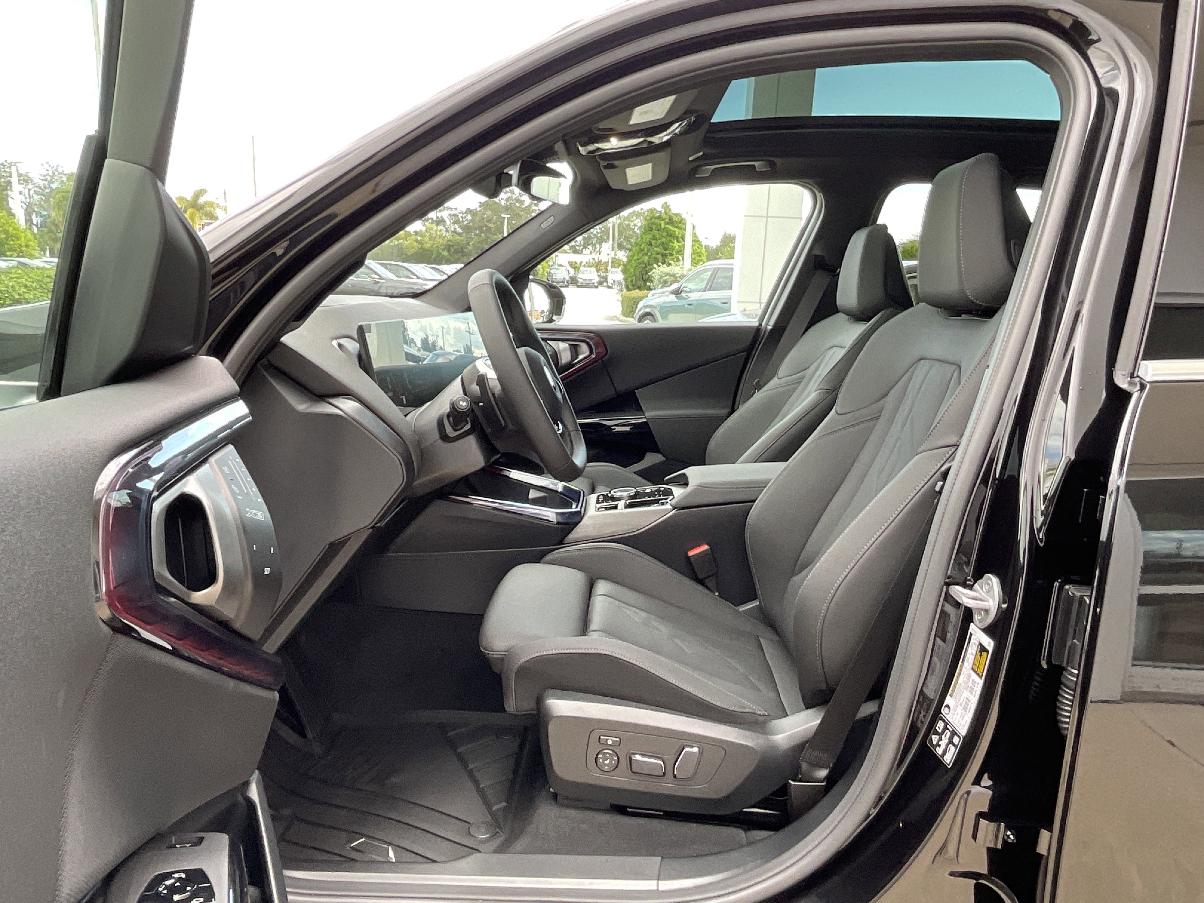 New 2026 BMW X3 xDrive30 w/ Premium Package AWD/4WD image 10