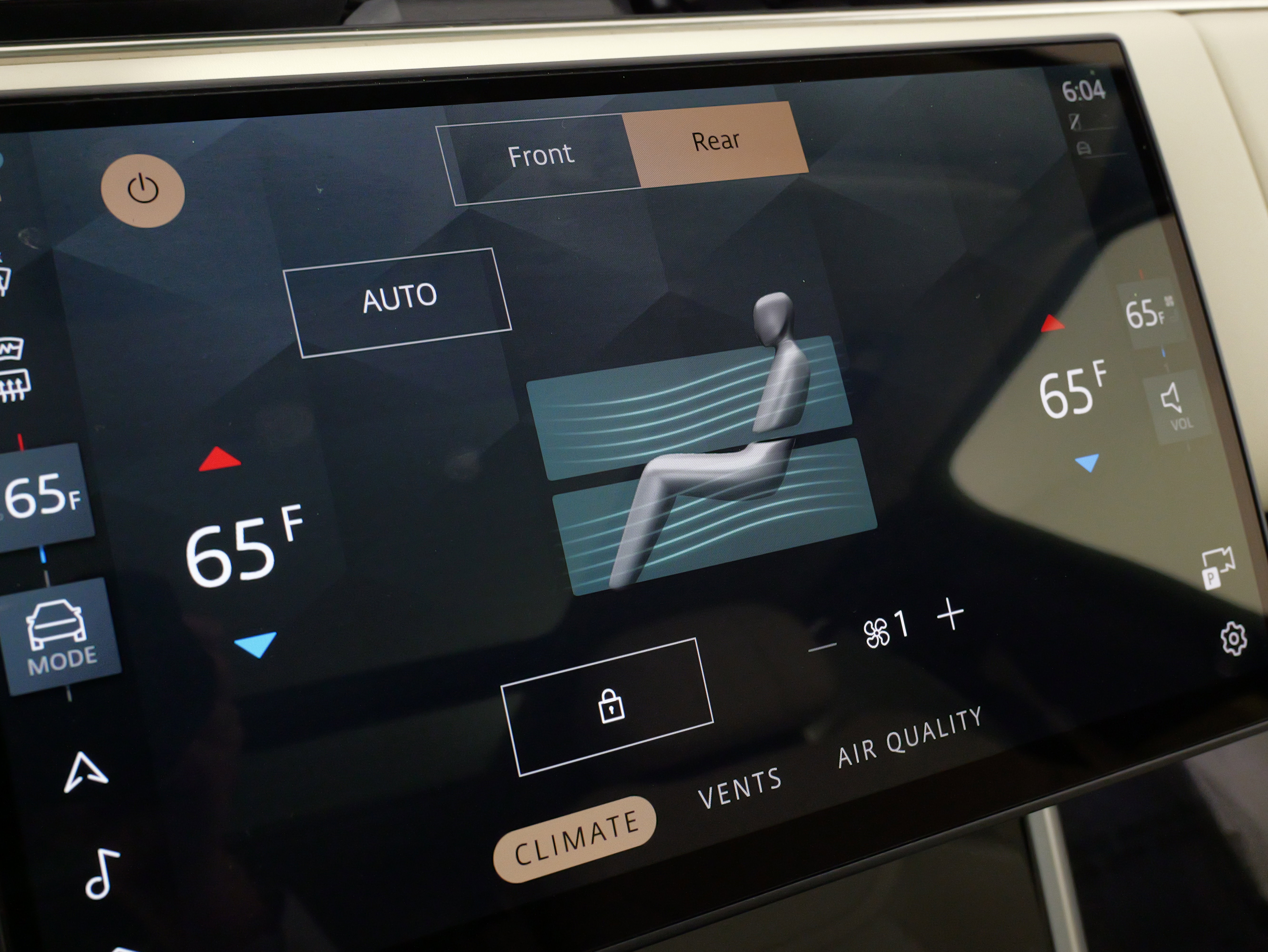 Used 2025 Land Rover Range Rover Long Wheelbase SE image 64