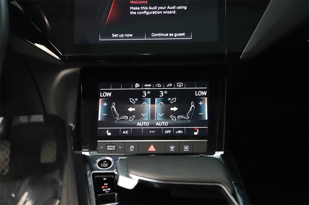 Certified 2022 Audi e-tron Premium image 20