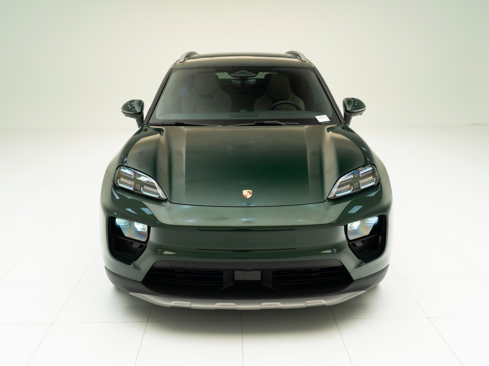 New 2026 Porsche Macan 4 Electric AWD/4WD image 6