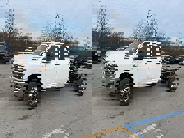 New 2026 RAM 3500 Tradesman image 13