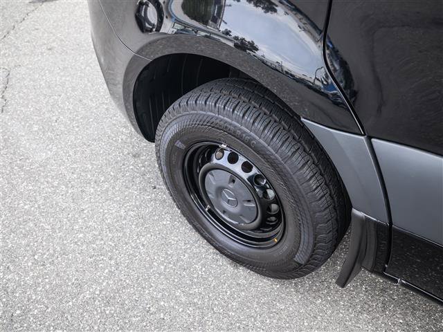 Used 2023 Mercedes-Benz Sprinter 3500 image 14