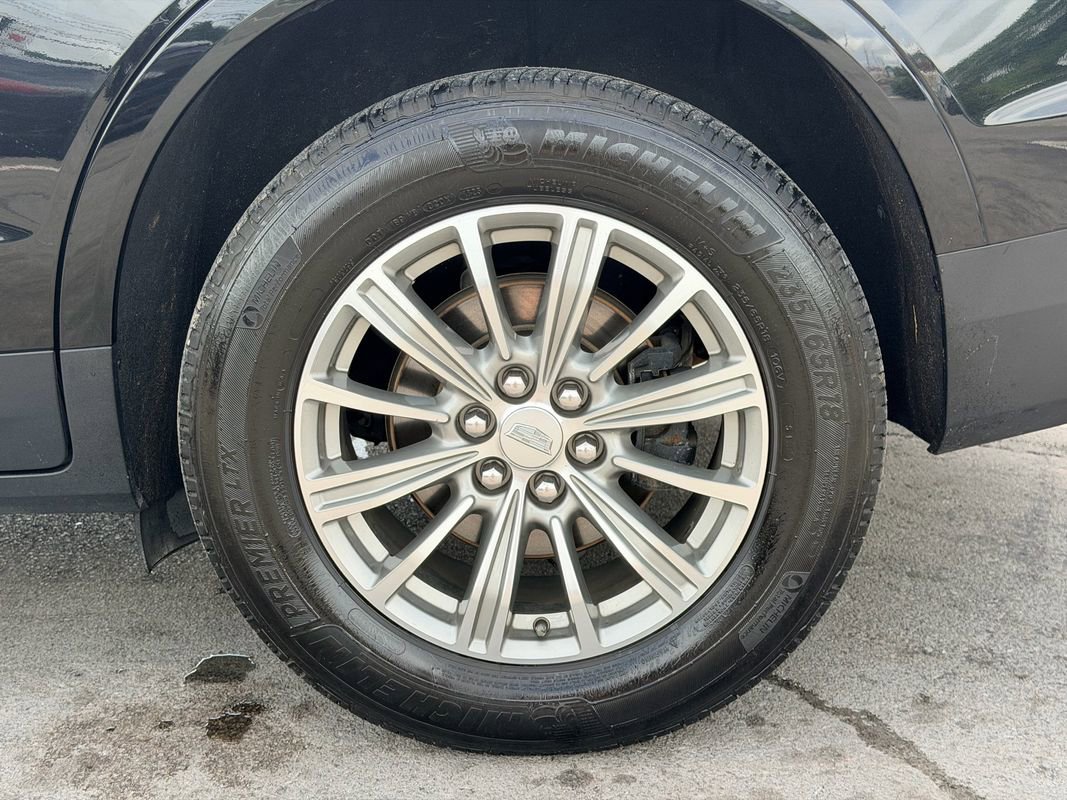 Used 2017 Cadillac XT5 Luxury w/ Driver Awareness Package FWD image 30