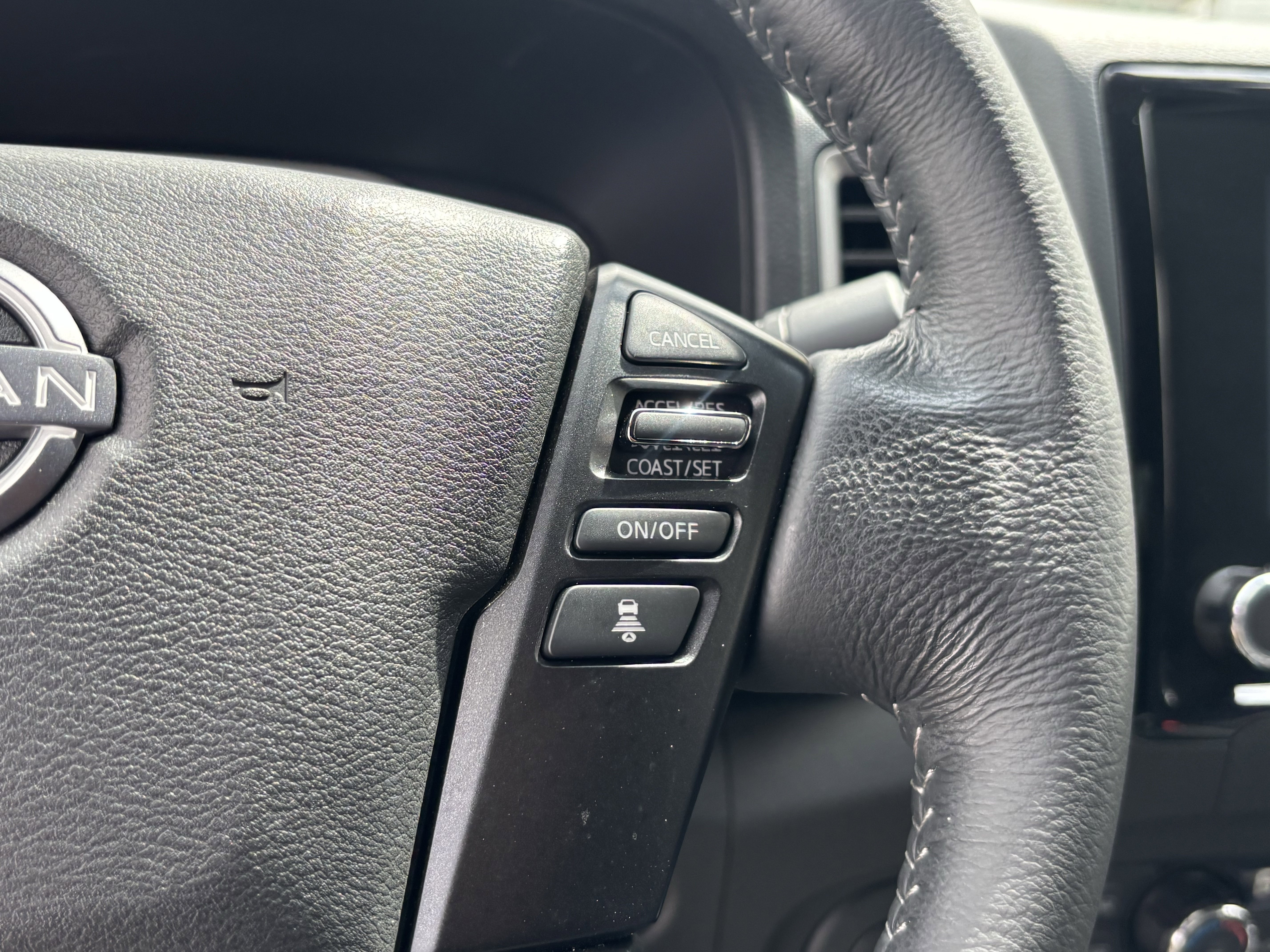Used 2024 Nissan Frontier SV w/ SV Convenience Package RWD image 30