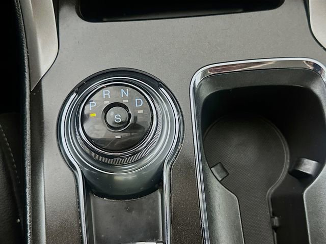 Used 2017 Ford Fusion SE w/ Equipment Group 202A image 27