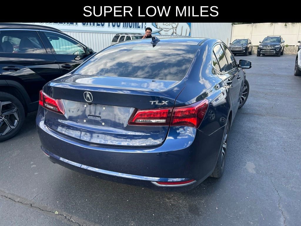 Used 2015 Acura TLX FWD image 4