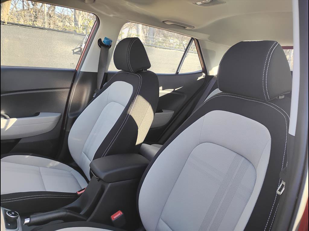 New 2026 Hyundai Venue SEL FWD image 18