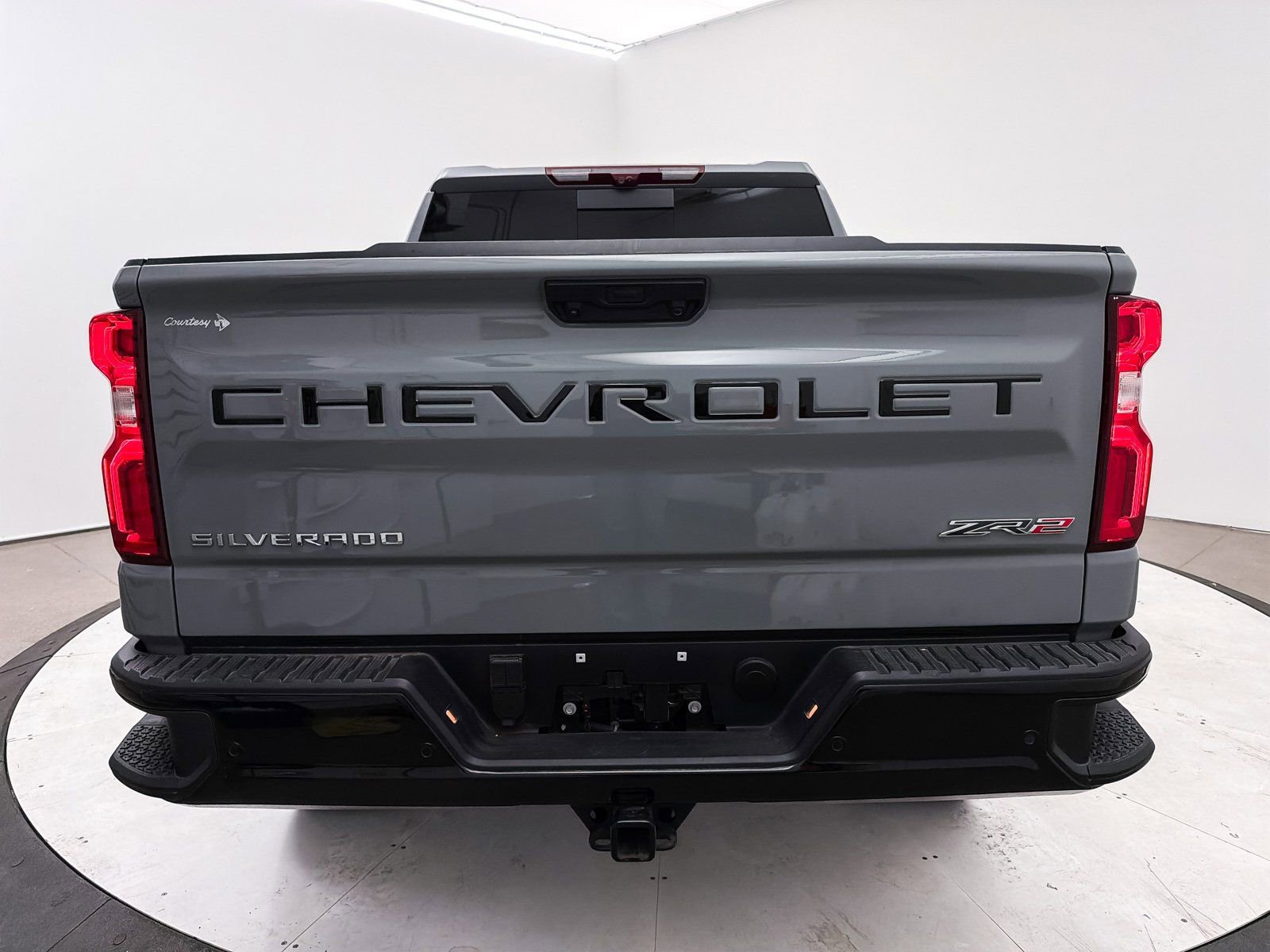 Used 2025 Chevrolet Silverado 1500 ZR2 w/ Technology Package image 16