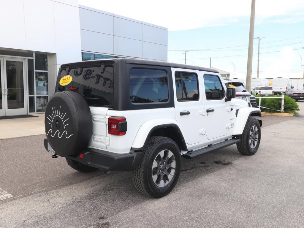 Used 2023 Jeep Wrangler Unlimited Sahara w/ LED Lighting Group AWD/4WD image 15
