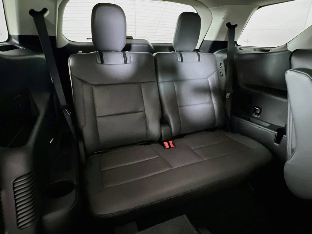 New 2026 Ford Explorer Active w/ Active Comfort Package AWD/4WD image 16