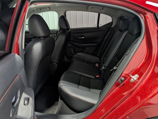 Used 2025 Nissan Sentra SR w/ SR Premium Package FWD image 9