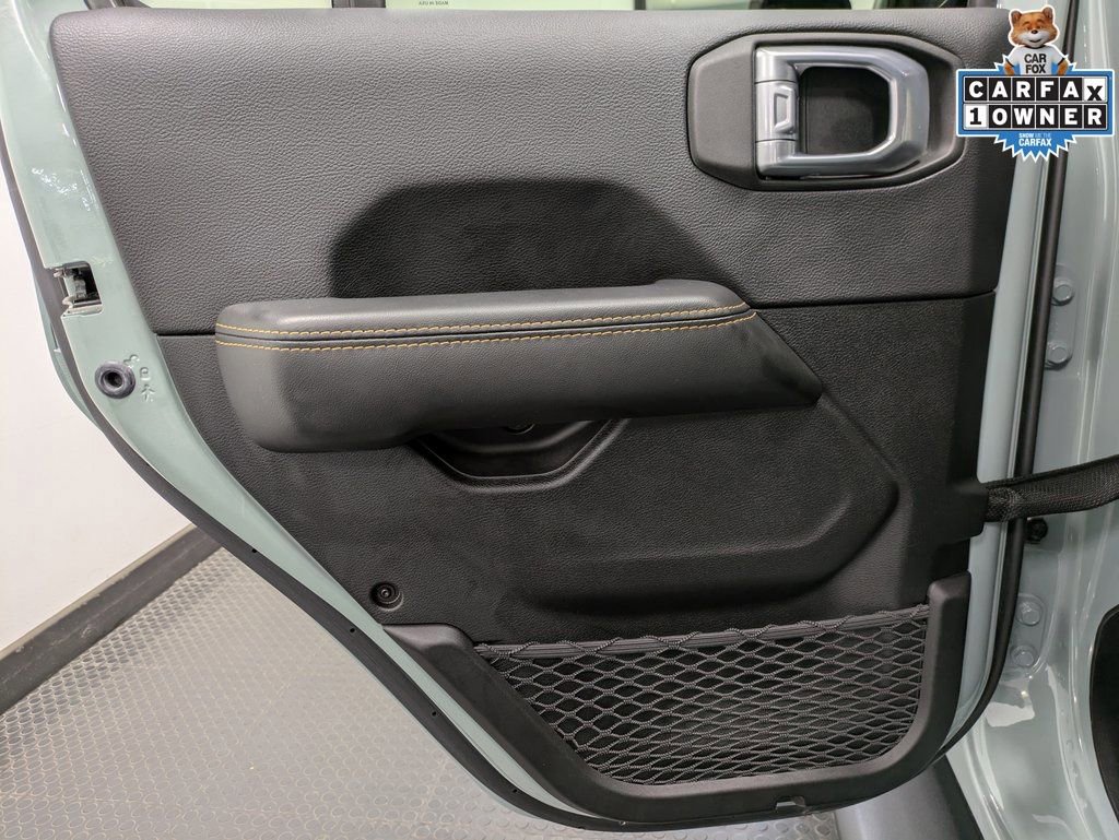 Used 2024 Jeep Wrangler Sahara image 23