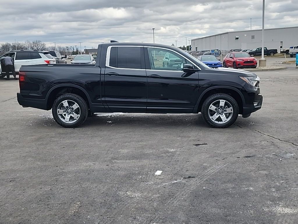 Certified 2024 Honda Ridgeline RTL image 9