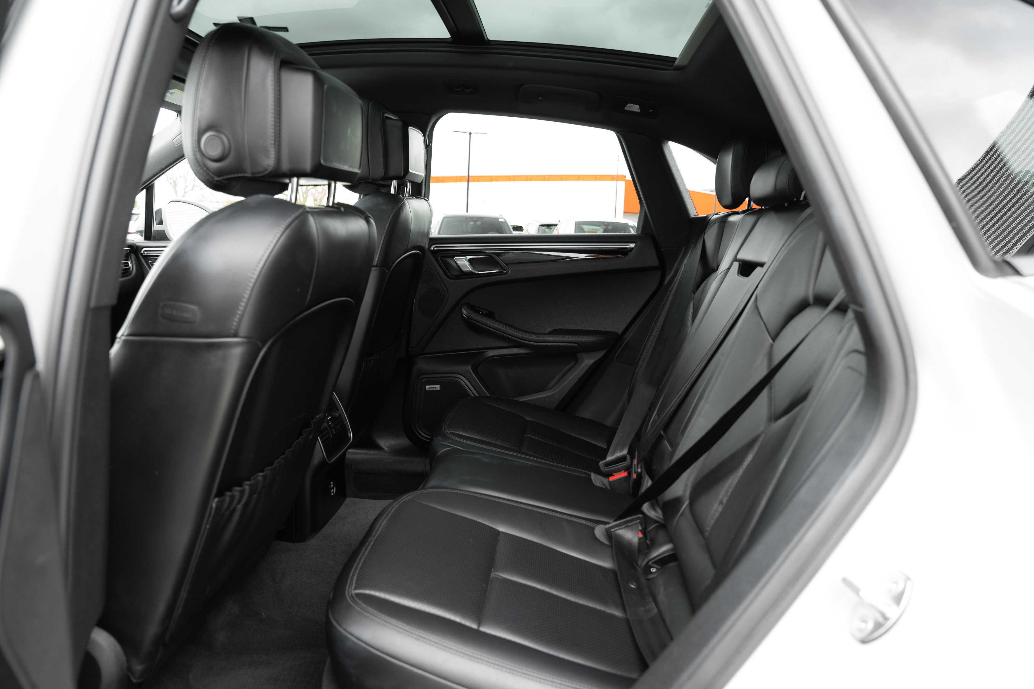 Used 2021 Porsche Macan S AWD/4WD image 25