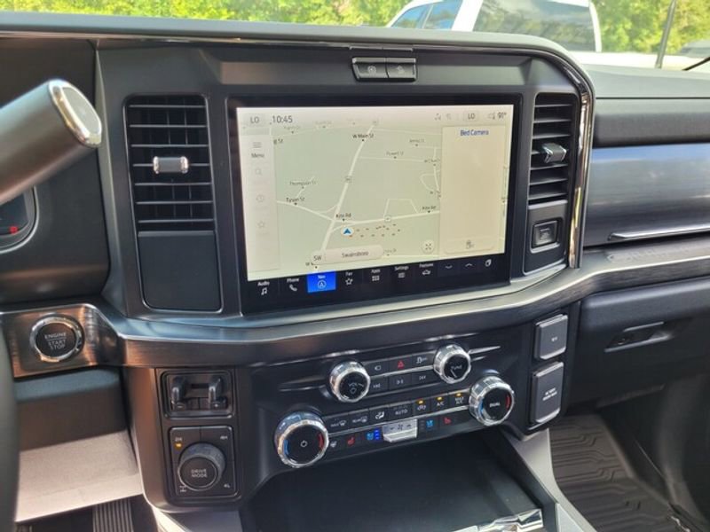 New 2025 Ford F250 Lariat w/ Chrome Package image 21