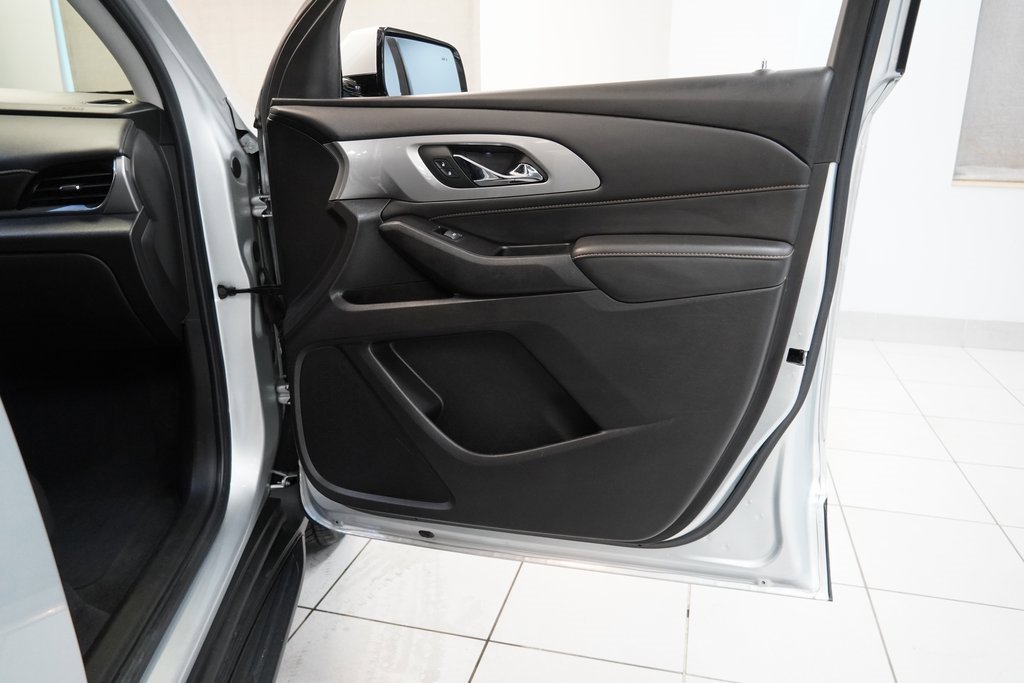 Used 2019 Chevrolet Traverse LT image 28
