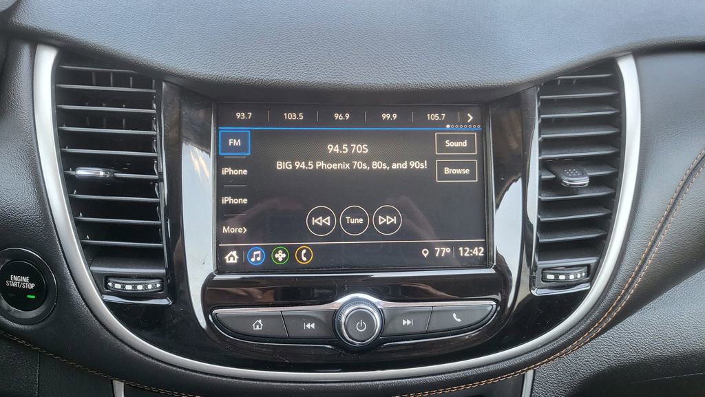 Used 2018 Chevrolet Trax LT w/ Driver Confidence Package image 31