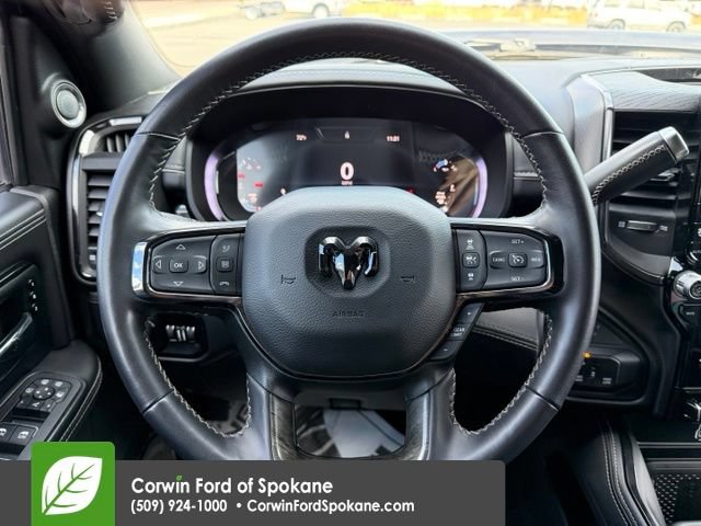 Used 2025 RAM 3500 Limited AWD/4WD image 25